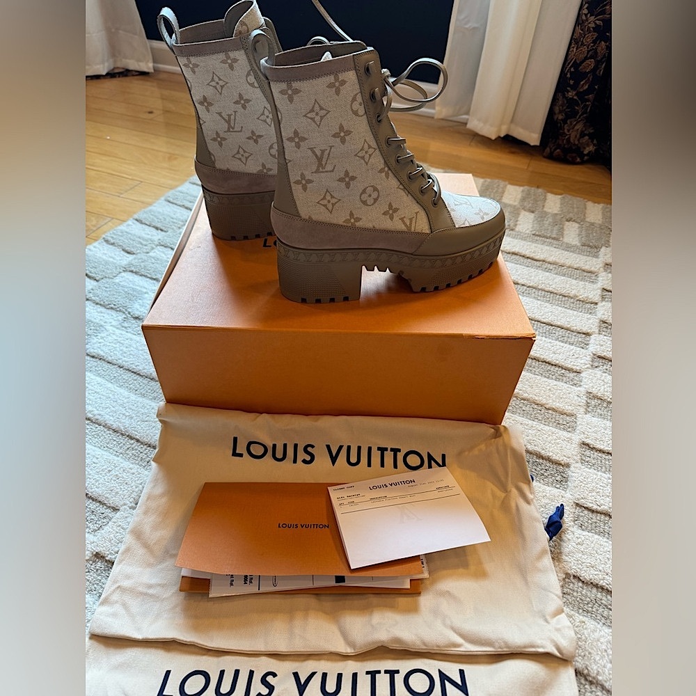 Louis Vuitton Laureate Platform Desert Boot 39 Brand New